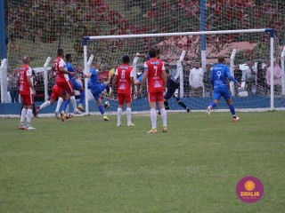 
<a style='margin-left: 5px;' class='btn btn-xs btn-social btn-facebook' href='https://www.facebook.com/sharer/sharer.php?u=https://www.boladovale.com.br/imgs/800-800-90/conteudo/fotos/1642/img8346.jpg' rel='popup' data-width='500' data-height='400'><i class='fa fa-facebook'></i>Compartilhar <span class='hidden-xs'>no Facebook</span>
</a> 
<a class='btn btn-default btn-xs' target='_blank' href='imgs/800-800-90/conteudo/fotos/1642/img8346.jpg'>
<span class='glyphicon glyphicon-cloud-download'></span> Salvar
</a> 
<span></span>