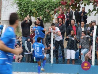 
<a style='margin-left: 5px;' class='btn btn-xs btn-social btn-facebook' href='https://www.facebook.com/sharer/sharer.php?u=https://www.boladovale.com.br/imgs/800-800-90/conteudo/fotos/1642/img8475.jpg' rel='popup' data-width='500' data-height='400'><i class='fa fa-facebook'></i>Compartilhar <span class='hidden-xs'>no Facebook</span>
</a> 
<a class='btn btn-default btn-xs' target='_blank' href='imgs/800-800-90/conteudo/fotos/1642/img8475.jpg'>
<span class='glyphicon glyphicon-cloud-download'></span> Salvar
</a> 
<span></span>