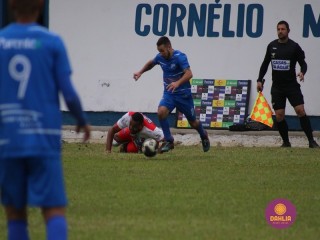 
<a style='margin-left: 5px;' class='btn btn-xs btn-social btn-facebook' href='https://www.facebook.com/sharer/sharer.php?u=https://www.boladovale.com.br/imgs/800-800-90/conteudo/fotos/1642/img8505.jpg' rel='popup' data-width='500' data-height='400'><i class='fa fa-facebook'></i>Compartilhar <span class='hidden-xs'>no Facebook</span>
</a> 
<a class='btn btn-default btn-xs' target='_blank' href='imgs/800-800-90/conteudo/fotos/1642/img8505.jpg'>
<span class='glyphicon glyphicon-cloud-download'></span> Salvar
</a> 
<span></span>