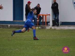 
<a style='margin-left: 5px;' class='btn btn-xs btn-social btn-facebook' href='https://www.facebook.com/sharer/sharer.php?u=https://www.boladovale.com.br/imgs/800-800-90/conteudo/fotos/1642/img8509.jpg' rel='popup' data-width='500' data-height='400'><i class='fa fa-facebook'></i>Compartilhar <span class='hidden-xs'>no Facebook</span>
</a> 
<a class='btn btn-default btn-xs' target='_blank' href='imgs/800-800-90/conteudo/fotos/1642/img8509.jpg'>
<span class='glyphicon glyphicon-cloud-download'></span> Salvar
</a> 
<span></span>