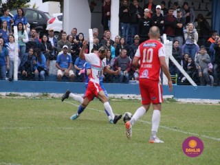 
<a style='margin-left: 5px;' class='btn btn-xs btn-social btn-facebook' href='https://www.facebook.com/sharer/sharer.php?u=https://www.boladovale.com.br/imgs/800-800-90/conteudo/fotos/1642/img8544.jpg' rel='popup' data-width='500' data-height='400'><i class='fa fa-facebook'></i>Compartilhar <span class='hidden-xs'>no Facebook</span>
</a> 
<a class='btn btn-default btn-xs' target='_blank' href='imgs/800-800-90/conteudo/fotos/1642/img8544.jpg'>
<span class='glyphicon glyphicon-cloud-download'></span> Salvar
</a> 
<span></span>