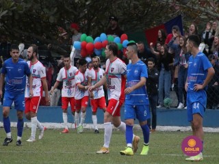 
<a style='margin-left: 5px;' class='btn btn-xs btn-social btn-facebook' href='https://www.facebook.com/sharer/sharer.php?u=https://www.boladovale.com.br/imgs/800-800-90/conteudo/fotos/1642/img8588.jpg' rel='popup' data-width='500' data-height='400'><i class='fa fa-facebook'></i>Compartilhar <span class='hidden-xs'>no Facebook</span>
</a> 
<a class='btn btn-default btn-xs' target='_blank' href='imgs/800-800-90/conteudo/fotos/1642/img8588.jpg'>
<span class='glyphicon glyphicon-cloud-download'></span> Salvar
</a> 
<span></span>