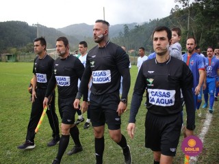 
<a style='margin-left: 5px;' class='btn btn-xs btn-social btn-facebook' href='https://www.facebook.com/sharer/sharer.php?u=https://www.boladovale.com.br/imgs/800-800-90/conteudo/fotos/1645/img9147.jpg' rel='popup' data-width='500' data-height='400'><i class='fa fa-facebook'></i>Compartilhar <span class='hidden-xs'>no Facebook</span>
</a> 
<a class='btn btn-default btn-xs' target='_blank' href='imgs/800-800-90/conteudo/fotos/1645/img9147.jpg'>
<span class='glyphicon glyphicon-cloud-download'></span> Salvar
</a> 
<span></span>