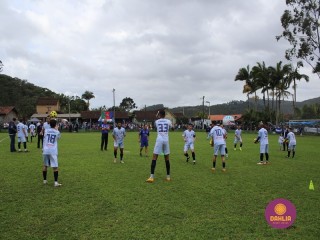 
<a style='margin-left: 5px;' class='btn btn-xs btn-social btn-facebook' href='https://www.facebook.com/sharer/sharer.php?u=https://www.boladovale.com.br/imgs/800-800-90/conteudo/fotos/1645/img9251.jpg' rel='popup' data-width='500' data-height='400'><i class='fa fa-facebook'></i>Compartilhar <span class='hidden-xs'>no Facebook</span>
</a> 
<a class='btn btn-default btn-xs' target='_blank' href='imgs/800-800-90/conteudo/fotos/1645/img9251.jpg'>
<span class='glyphicon glyphicon-cloud-download'></span> Salvar
</a> 
<span></span>