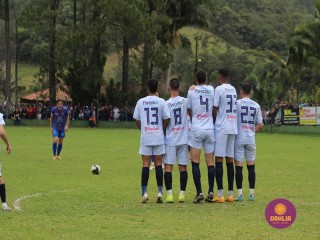 
<a style='margin-left: 5px;' class='btn btn-xs btn-social btn-facebook' href='https://www.facebook.com/sharer/sharer.php?u=https://www.boladovale.com.br/imgs/800-800-90/conteudo/fotos/1645/img9374.jpg' rel='popup' data-width='500' data-height='400'><i class='fa fa-facebook'></i>Compartilhar <span class='hidden-xs'>no Facebook</span>
</a> 
<a class='btn btn-default btn-xs' target='_blank' href='imgs/800-800-90/conteudo/fotos/1645/img9374.jpg'>
<span class='glyphicon glyphicon-cloud-download'></span> Salvar
</a> 
<span></span>