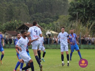 
<a style='margin-left: 5px;' class='btn btn-xs btn-social btn-facebook' href='https://www.facebook.com/sharer/sharer.php?u=https://www.boladovale.com.br/imgs/800-800-90/conteudo/fotos/1645/img9384.jpg' rel='popup' data-width='500' data-height='400'><i class='fa fa-facebook'></i>Compartilhar <span class='hidden-xs'>no Facebook</span>
</a> 
<a class='btn btn-default btn-xs' target='_blank' href='imgs/800-800-90/conteudo/fotos/1645/img9384.jpg'>
<span class='glyphicon glyphicon-cloud-download'></span> Salvar
</a> 
<span></span>