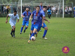 
<a style='margin-left: 5px;' class='btn btn-xs btn-social btn-facebook' href='https://www.facebook.com/sharer/sharer.php?u=https://www.boladovale.com.br/imgs/800-800-90/conteudo/fotos/1645/img9415-101.jpg' rel='popup' data-width='500' data-height='400'><i class='fa fa-facebook'></i>Compartilhar <span class='hidden-xs'>no Facebook</span>
</a> 
<a class='btn btn-default btn-xs' target='_blank' href='imgs/800-800-90/conteudo/fotos/1645/img9415-101.jpg'>
<span class='glyphicon glyphicon-cloud-download'></span> Salvar
</a> 
<span></span>