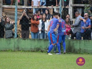 
<a style='margin-left: 5px;' class='btn btn-xs btn-social btn-facebook' href='https://www.facebook.com/sharer/sharer.php?u=https://www.boladovale.com.br/imgs/800-800-90/conteudo/fotos/1645/img9415-42.jpg' rel='popup' data-width='500' data-height='400'><i class='fa fa-facebook'></i>Compartilhar <span class='hidden-xs'>no Facebook</span>
</a> 
<a class='btn btn-default btn-xs' target='_blank' href='imgs/800-800-90/conteudo/fotos/1645/img9415-42.jpg'>
<span class='glyphicon glyphicon-cloud-download'></span> Salvar
</a> 
<span></span>