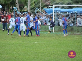 
<a style='margin-left: 5px;' class='btn btn-xs btn-social btn-facebook' href='https://www.facebook.com/sharer/sharer.php?u=https://www.boladovale.com.br/imgs/800-800-90/conteudo/fotos/1645/img9415-48.jpg' rel='popup' data-width='500' data-height='400'><i class='fa fa-facebook'></i>Compartilhar <span class='hidden-xs'>no Facebook</span>
</a> 
<a class='btn btn-default btn-xs' target='_blank' href='imgs/800-800-90/conteudo/fotos/1645/img9415-48.jpg'>
<span class='glyphicon glyphicon-cloud-download'></span> Salvar
</a> 
<span></span>