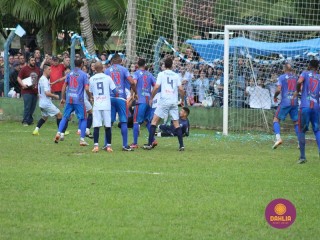 
<a style='margin-left: 5px;' class='btn btn-xs btn-social btn-facebook' href='https://www.facebook.com/sharer/sharer.php?u=https://www.boladovale.com.br/imgs/800-800-90/conteudo/fotos/1645/img9415-50.jpg' rel='popup' data-width='500' data-height='400'><i class='fa fa-facebook'></i>Compartilhar <span class='hidden-xs'>no Facebook</span>
</a> 
<a class='btn btn-default btn-xs' target='_blank' href='imgs/800-800-90/conteudo/fotos/1645/img9415-50.jpg'>
<span class='glyphicon glyphicon-cloud-download'></span> Salvar
</a> 
<span></span>