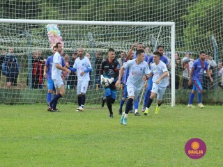 
<a style='margin-left: 5px;' class='btn btn-xs btn-social btn-facebook' href='https://www.facebook.com/sharer/sharer.php?u=https://www.boladovale.com.br/imgs/800-800-90/conteudo/fotos/1645/img9415-59.jpg' rel='popup' data-width='500' data-height='400'><i class='fa fa-facebook'></i>Compartilhar <span class='hidden-xs'>no Facebook</span>
</a> 
<a class='btn btn-default btn-xs' target='_blank' href='imgs/800-800-90/conteudo/fotos/1645/img9415-59.jpg'>
<span class='glyphicon glyphicon-cloud-download'></span> Salvar
</a> 
<span></span>