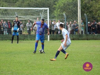 
<a style='margin-left: 5px;' class='btn btn-xs btn-social btn-facebook' href='https://www.facebook.com/sharer/sharer.php?u=https://www.boladovale.com.br/imgs/800-800-90/conteudo/fotos/1645/img9415-60.jpg' rel='popup' data-width='500' data-height='400'><i class='fa fa-facebook'></i>Compartilhar <span class='hidden-xs'>no Facebook</span>
</a> 
<a class='btn btn-default btn-xs' target='_blank' href='imgs/800-800-90/conteudo/fotos/1645/img9415-60.jpg'>
<span class='glyphicon glyphicon-cloud-download'></span> Salvar
</a> 
<span></span>