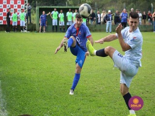 
<a style='margin-left: 5px;' class='btn btn-xs btn-social btn-facebook' href='https://www.facebook.com/sharer/sharer.php?u=https://www.boladovale.com.br/imgs/800-800-90/conteudo/fotos/1645/img9415-63.jpg' rel='popup' data-width='500' data-height='400'><i class='fa fa-facebook'></i>Compartilhar <span class='hidden-xs'>no Facebook</span>
</a> 
<a class='btn btn-default btn-xs' target='_blank' href='imgs/800-800-90/conteudo/fotos/1645/img9415-63.jpg'>
<span class='glyphicon glyphicon-cloud-download'></span> Salvar
</a> 
<span></span>