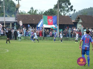 
<a style='margin-left: 5px;' class='btn btn-xs btn-social btn-facebook' href='https://www.facebook.com/sharer/sharer.php?u=https://www.boladovale.com.br/imgs/800-800-90/conteudo/fotos/1645/img9415-7.jpg' rel='popup' data-width='500' data-height='400'><i class='fa fa-facebook'></i>Compartilhar <span class='hidden-xs'>no Facebook</span>
</a> 
<a class='btn btn-default btn-xs' target='_blank' href='imgs/800-800-90/conteudo/fotos/1645/img9415-7.jpg'>
<span class='glyphicon glyphicon-cloud-download'></span> Salvar
</a> 
<span></span>