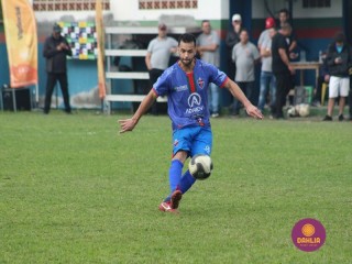 
<a style='margin-left: 5px;' class='btn btn-xs btn-social btn-facebook' href='https://www.facebook.com/sharer/sharer.php?u=https://www.boladovale.com.br/imgs/800-800-90/conteudo/fotos/1645/img9415-75.jpg' rel='popup' data-width='500' data-height='400'><i class='fa fa-facebook'></i>Compartilhar <span class='hidden-xs'>no Facebook</span>
</a> 
<a class='btn btn-default btn-xs' target='_blank' href='imgs/800-800-90/conteudo/fotos/1645/img9415-75.jpg'>
<span class='glyphicon glyphicon-cloud-download'></span> Salvar
</a> 
<span></span>