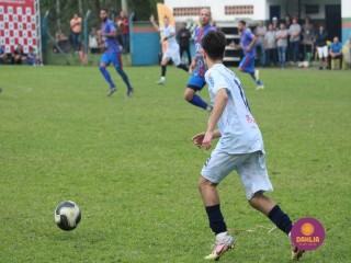 
<a style='margin-left: 5px;' class='btn btn-xs btn-social btn-facebook' href='https://www.facebook.com/sharer/sharer.php?u=https://www.boladovale.com.br/imgs/800-800-90/conteudo/fotos/1645/img9415-79.jpg' rel='popup' data-width='500' data-height='400'><i class='fa fa-facebook'></i>Compartilhar <span class='hidden-xs'>no Facebook</span>
</a> 
<a class='btn btn-default btn-xs' target='_blank' href='imgs/800-800-90/conteudo/fotos/1645/img9415-79.jpg'>
<span class='glyphicon glyphicon-cloud-download'></span> Salvar
</a> 
<span></span>