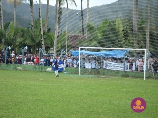 
<a style='margin-left: 5px;' class='btn btn-xs btn-social btn-facebook' href='https://www.facebook.com/sharer/sharer.php?u=https://www.boladovale.com.br/imgs/800-800-90/conteudo/fotos/1645/img9415-8.jpg' rel='popup' data-width='500' data-height='400'><i class='fa fa-facebook'></i>Compartilhar <span class='hidden-xs'>no Facebook</span>
</a> 
<a class='btn btn-default btn-xs' target='_blank' href='imgs/800-800-90/conteudo/fotos/1645/img9415-8.jpg'>
<span class='glyphicon glyphicon-cloud-download'></span> Salvar
</a> 
<span></span>