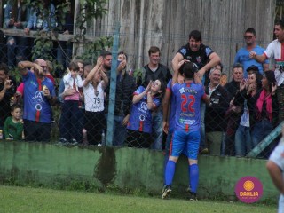 
<a style='margin-left: 5px;' class='btn btn-xs btn-social btn-facebook' href='https://www.facebook.com/sharer/sharer.php?u=https://www.boladovale.com.br/imgs/800-800-90/conteudo/fotos/1645/img9415-93.jpg' rel='popup' data-width='500' data-height='400'><i class='fa fa-facebook'></i>Compartilhar <span class='hidden-xs'>no Facebook</span>
</a> 
<a class='btn btn-default btn-xs' target='_blank' href='imgs/800-800-90/conteudo/fotos/1645/img9415-93.jpg'>
<span class='glyphicon glyphicon-cloud-download'></span> Salvar
</a> 
<span></span>