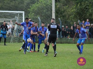 
<a style='margin-left: 5px;' class='btn btn-xs btn-social btn-facebook' href='https://www.facebook.com/sharer/sharer.php?u=https://www.boladovale.com.br/imgs/800-800-90/conteudo/fotos/1645/img9415-96.jpg' rel='popup' data-width='500' data-height='400'><i class='fa fa-facebook'></i>Compartilhar <span class='hidden-xs'>no Facebook</span>
</a> 
<a class='btn btn-default btn-xs' target='_blank' href='imgs/800-800-90/conteudo/fotos/1645/img9415-96.jpg'>
<span class='glyphicon glyphicon-cloud-download'></span> Salvar
</a> 
<span></span>