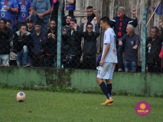 
<a style='margin-left: 5px;' class='btn btn-xs btn-social btn-facebook' href='https://www.facebook.com/sharer/sharer.php?u=https://www.boladovale.com.br/imgs/800-800-90/conteudo/fotos/1645/img9415-99.jpg' rel='popup' data-width='500' data-height='400'><i class='fa fa-facebook'></i>Compartilhar <span class='hidden-xs'>no Facebook</span>
</a> 
<a class='btn btn-default btn-xs' target='_blank' href='imgs/800-800-90/conteudo/fotos/1645/img9415-99.jpg'>
<span class='glyphicon glyphicon-cloud-download'></span> Salvar
</a> 
<span></span>