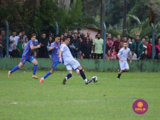 
<a style='margin-left: 5px;' class='btn btn-xs btn-social btn-facebook' href='https://www.facebook.com/sharer/sharer.php?u=https://www.boladovale.com.br/imgs/800-800-90/conteudo/fotos/1645/img9415.jpg' rel='popup' data-width='500' data-height='400'><i class='fa fa-facebook'></i>Compartilhar <span class='hidden-xs'>no Facebook</span>
</a> 
<a class='btn btn-default btn-xs' target='_blank' href='imgs/800-800-90/conteudo/fotos/1645/img9415.jpg'>
<span class='glyphicon glyphicon-cloud-download'></span> Salvar
</a> 
<span></span>