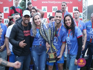 
<a style='margin-left: 5px;' class='btn btn-xs btn-social btn-facebook' href='https://www.facebook.com/sharer/sharer.php?u=https://www.boladovale.com.br/imgs/800-800-90/conteudo/fotos/1646/img9668.jpg' rel='popup' data-width='500' data-height='400'><i class='fa fa-facebook'></i>Compartilhar <span class='hidden-xs'>no Facebook</span>
</a> 
<a class='btn btn-default btn-xs' target='_blank' href='imgs/800-800-90/conteudo/fotos/1646/img9668.jpg'>
<span class='glyphicon glyphicon-cloud-download'></span> Salvar
</a> 
<span></span>
