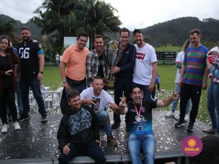 
<a style='margin-left: 5px;' class='btn btn-xs btn-social btn-facebook' href='https://www.facebook.com/sharer/sharer.php?u=https://www.boladovale.com.br/imgs/800-800-90/conteudo/fotos/1646/img9800.jpg' rel='popup' data-width='500' data-height='400'><i class='fa fa-facebook'></i>Compartilhar <span class='hidden-xs'>no Facebook</span>
</a> 
<a class='btn btn-default btn-xs' target='_blank' href='imgs/800-800-90/conteudo/fotos/1646/img9800.jpg'>
<span class='glyphicon glyphicon-cloud-download'></span> Salvar
</a> 
<span></span>