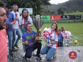 
<a style='margin-left: 5px;' class='btn btn-xs btn-social btn-facebook' href='https://www.facebook.com/sharer/sharer.php?u=https://www.boladovale.com.br/imgs/800-800-90/conteudo/fotos/1646/img9802.jpg' rel='popup' data-width='500' data-height='400'><i class='fa fa-facebook'></i>Compartilhar <span class='hidden-xs'>no Facebook</span>
</a> 
<a class='btn btn-default btn-xs' target='_blank' href='imgs/800-800-90/conteudo/fotos/1646/img9802.jpg'>
<span class='glyphicon glyphicon-cloud-download'></span> Salvar
</a> 
<span></span>