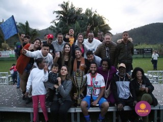 
<a style='margin-left: 5px;' class='btn btn-xs btn-social btn-facebook' href='https://www.facebook.com/sharer/sharer.php?u=https://www.boladovale.com.br/imgs/800-800-90/conteudo/fotos/1646/img9868.jpg' rel='popup' data-width='500' data-height='400'><i class='fa fa-facebook'></i>Compartilhar <span class='hidden-xs'>no Facebook</span>
</a> 
<a class='btn btn-default btn-xs' target='_blank' href='imgs/800-800-90/conteudo/fotos/1646/img9868.jpg'>
<span class='glyphicon glyphicon-cloud-download'></span> Salvar
</a> 
<span></span>