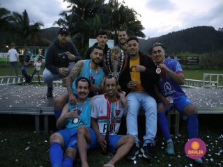 
<a style='margin-left: 5px;' class='btn btn-xs btn-social btn-facebook' href='https://www.facebook.com/sharer/sharer.php?u=https://www.boladovale.com.br/imgs/800-800-90/conteudo/fotos/1646/img9878.jpg' rel='popup' data-width='500' data-height='400'><i class='fa fa-facebook'></i>Compartilhar <span class='hidden-xs'>no Facebook</span>
</a> 
<a class='btn btn-default btn-xs' target='_blank' href='imgs/800-800-90/conteudo/fotos/1646/img9878.jpg'>
<span class='glyphicon glyphicon-cloud-download'></span> Salvar
</a> 
<span></span>