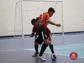 
<a style='margin-left: 5px;' class='btn btn-xs btn-social btn-facebook' href='https://www.facebook.com/sharer/sharer.php?u=https://www.boladovale.com.br/imgs/800-800-90/conteudo/fotos/1647/img0001-22.jpg' rel='popup' data-width='500' data-height='400'><i class='fa fa-facebook'></i>Compartilhar <span class='hidden-xs'>no Facebook</span>
</a> 
<a class='btn btn-default btn-xs' target='_blank' href='imgs/800-800-90/conteudo/fotos/1647/img0001-22.jpg'>
<span class='glyphicon glyphicon-cloud-download'></span> Salvar
</a> 
<span></span>