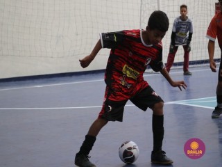 
<a style='margin-left: 5px;' class='btn btn-xs btn-social btn-facebook' href='https://www.facebook.com/sharer/sharer.php?u=https://www.boladovale.com.br/imgs/800-800-90/conteudo/fotos/1647/img0001-39.jpg' rel='popup' data-width='500' data-height='400'><i class='fa fa-facebook'></i>Compartilhar <span class='hidden-xs'>no Facebook</span>
</a> 
<a class='btn btn-default btn-xs' target='_blank' href='imgs/800-800-90/conteudo/fotos/1647/img0001-39.jpg'>
<span class='glyphicon glyphicon-cloud-download'></span> Salvar
</a> 
<span></span>