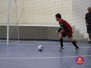 
<a style='margin-left: 5px;' class='btn btn-xs btn-social btn-facebook' href='https://www.facebook.com/sharer/sharer.php?u=https://www.boladovale.com.br/imgs/800-800-90/conteudo/fotos/1647/img0011.jpg' rel='popup' data-width='500' data-height='400'><i class='fa fa-facebook'></i>Compartilhar <span class='hidden-xs'>no Facebook</span>
</a> 
<a class='btn btn-default btn-xs' target='_blank' href='imgs/800-800-90/conteudo/fotos/1647/img0011.jpg'>
<span class='glyphicon glyphicon-cloud-download'></span> Salvar
</a> 
<span></span>