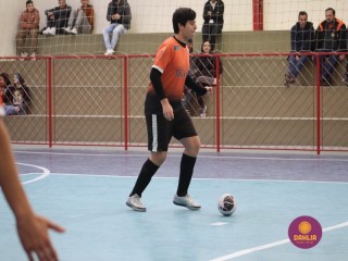 
<a style='margin-left: 5px;' class='btn btn-xs btn-social btn-facebook' href='https://www.facebook.com/sharer/sharer.php?u=https://www.boladovale.com.br/imgs/800-800-90/conteudo/fotos/1647/img0019.jpg' rel='popup' data-width='500' data-height='400'><i class='fa fa-facebook'></i>Compartilhar <span class='hidden-xs'>no Facebook</span>
</a> 
<a class='btn btn-default btn-xs' target='_blank' href='imgs/800-800-90/conteudo/fotos/1647/img0019.jpg'>
<span class='glyphicon glyphicon-cloud-download'></span> Salvar
</a> 
<span></span>