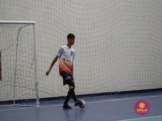 
<a style='margin-left: 5px;' class='btn btn-xs btn-social btn-facebook' href='https://www.facebook.com/sharer/sharer.php?u=https://www.boladovale.com.br/imgs/800-800-90/conteudo/fotos/1647/img0055.jpg' rel='popup' data-width='500' data-height='400'><i class='fa fa-facebook'></i>Compartilhar <span class='hidden-xs'>no Facebook</span>
</a> 
<a class='btn btn-default btn-xs' target='_blank' href='imgs/800-800-90/conteudo/fotos/1647/img0055.jpg'>
<span class='glyphicon glyphicon-cloud-download'></span> Salvar
</a> 
<span></span>