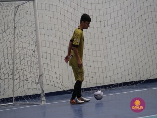 
<a style='margin-left: 5px;' class='btn btn-xs btn-social btn-facebook' href='https://www.facebook.com/sharer/sharer.php?u=https://www.boladovale.com.br/imgs/800-800-90/conteudo/fotos/1647/img0111.jpg' rel='popup' data-width='500' data-height='400'><i class='fa fa-facebook'></i>Compartilhar <span class='hidden-xs'>no Facebook</span>
</a> 
<a class='btn btn-default btn-xs' target='_blank' href='imgs/800-800-90/conteudo/fotos/1647/img0111.jpg'>
<span class='glyphicon glyphicon-cloud-download'></span> Salvar
</a> 
<span></span>