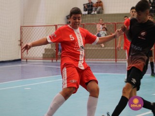 
<a style='margin-left: 5px;' class='btn btn-xs btn-social btn-facebook' href='https://www.facebook.com/sharer/sharer.php?u=https://www.boladovale.com.br/imgs/800-800-90/conteudo/fotos/1647/img0137.jpg' rel='popup' data-width='500' data-height='400'><i class='fa fa-facebook'></i>Compartilhar <span class='hidden-xs'>no Facebook</span>
</a> 
<a class='btn btn-default btn-xs' target='_blank' href='imgs/800-800-90/conteudo/fotos/1647/img0137.jpg'>
<span class='glyphicon glyphicon-cloud-download'></span> Salvar
</a> 
<span></span>