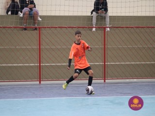 
<a style='margin-left: 5px;' class='btn btn-xs btn-social btn-facebook' href='https://www.facebook.com/sharer/sharer.php?u=https://www.boladovale.com.br/imgs/800-800-90/conteudo/fotos/1647/img0156.jpg' rel='popup' data-width='500' data-height='400'><i class='fa fa-facebook'></i>Compartilhar <span class='hidden-xs'>no Facebook</span>
</a> 
<a class='btn btn-default btn-xs' target='_blank' href='imgs/800-800-90/conteudo/fotos/1647/img0156.jpg'>
<span class='glyphicon glyphicon-cloud-download'></span> Salvar
</a> 
<span></span>