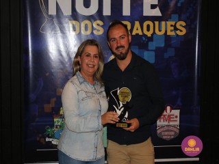
<a style='margin-left: 5px;' class='btn btn-xs btn-social btn-facebook' href='https://www.facebook.com/sharer/sharer.php?u=https://www.boladovale.com.br/imgs/800-800-90/conteudo/fotos/1650/img0308.jpg' rel='popup' data-width='500' data-height='400'><i class='fa fa-facebook'></i>Compartilhar <span class='hidden-xs'>no Facebook</span>
</a> 
<a class='btn btn-default btn-xs' target='_blank' href='imgs/800-800-90/conteudo/fotos/1650/img0308.jpg'>
<span class='glyphicon glyphicon-cloud-download'></span> Salvar
</a> 
<span></span>