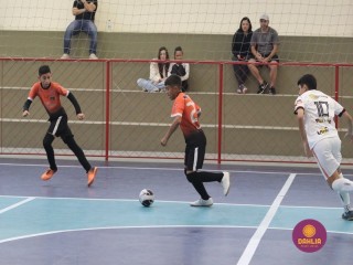 
<a style='margin-left: 5px;' class='btn btn-xs btn-social btn-facebook' href='https://www.facebook.com/sharer/sharer.php?u=https://www.boladovale.com.br/imgs/800-800-90/conteudo/fotos/1651/img0347.jpg' rel='popup' data-width='500' data-height='400'><i class='fa fa-facebook'></i>Compartilhar <span class='hidden-xs'>no Facebook</span>
</a> 
<a class='btn btn-default btn-xs' target='_blank' href='imgs/800-800-90/conteudo/fotos/1651/img0347.jpg'>
<span class='glyphicon glyphicon-cloud-download'></span> Salvar
</a> 
<span></span>