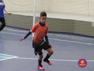
<a style='margin-left: 5px;' class='btn btn-xs btn-social btn-facebook' href='https://www.facebook.com/sharer/sharer.php?u=https://www.boladovale.com.br/imgs/800-800-90/conteudo/fotos/1651/img0356.jpg' rel='popup' data-width='500' data-height='400'><i class='fa fa-facebook'></i>Compartilhar <span class='hidden-xs'>no Facebook</span>
</a> 
<a class='btn btn-default btn-xs' target='_blank' href='imgs/800-800-90/conteudo/fotos/1651/img0356.jpg'>
<span class='glyphicon glyphicon-cloud-download'></span> Salvar
</a> 
<span></span>
