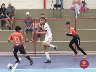 
<a style='margin-left: 5px;' class='btn btn-xs btn-social btn-facebook' href='https://www.facebook.com/sharer/sharer.php?u=https://www.boladovale.com.br/imgs/800-800-90/conteudo/fotos/1651/img0384.jpg' rel='popup' data-width='500' data-height='400'><i class='fa fa-facebook'></i>Compartilhar <span class='hidden-xs'>no Facebook</span>
</a> 
<a class='btn btn-default btn-xs' target='_blank' href='imgs/800-800-90/conteudo/fotos/1651/img0384.jpg'>
<span class='glyphicon glyphicon-cloud-download'></span> Salvar
</a> 
<span></span>