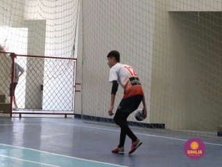 
<a style='margin-left: 5px;' class='btn btn-xs btn-social btn-facebook' href='https://www.facebook.com/sharer/sharer.php?u=https://www.boladovale.com.br/imgs/800-800-90/conteudo/fotos/1651/img0453.jpg' rel='popup' data-width='500' data-height='400'><i class='fa fa-facebook'></i>Compartilhar <span class='hidden-xs'>no Facebook</span>
</a> 
<a class='btn btn-default btn-xs' target='_blank' href='imgs/800-800-90/conteudo/fotos/1651/img0453.jpg'>
<span class='glyphicon glyphicon-cloud-download'></span> Salvar
</a> 
<span></span>
