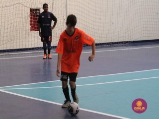 
<a style='margin-left: 5px;' class='btn btn-xs btn-social btn-facebook' href='https://www.facebook.com/sharer/sharer.php?u=https://www.boladovale.com.br/imgs/800-800-90/conteudo/fotos/1651/img0472.jpg' rel='popup' data-width='500' data-height='400'><i class='fa fa-facebook'></i>Compartilhar <span class='hidden-xs'>no Facebook</span>
</a> 
<a class='btn btn-default btn-xs' target='_blank' href='imgs/800-800-90/conteudo/fotos/1651/img0472.jpg'>
<span class='glyphicon glyphicon-cloud-download'></span> Salvar
</a> 
<span></span>