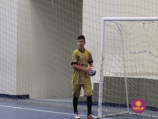 
<a style='margin-left: 5px;' class='btn btn-xs btn-social btn-facebook' href='https://www.facebook.com/sharer/sharer.php?u=https://www.boladovale.com.br/imgs/800-800-90/conteudo/fotos/1651/img0490.jpg' rel='popup' data-width='500' data-height='400'><i class='fa fa-facebook'></i>Compartilhar <span class='hidden-xs'>no Facebook</span>
</a> 
<a class='btn btn-default btn-xs' target='_blank' href='imgs/800-800-90/conteudo/fotos/1651/img0490.jpg'>
<span class='glyphicon glyphicon-cloud-download'></span> Salvar
</a> 
<span></span>