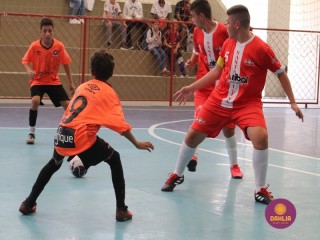 
<a style='margin-left: 5px;' class='btn btn-xs btn-social btn-facebook' href='https://www.facebook.com/sharer/sharer.php?u=https://www.boladovale.com.br/imgs/800-800-90/conteudo/fotos/1651/img0506.jpg' rel='popup' data-width='500' data-height='400'><i class='fa fa-facebook'></i>Compartilhar <span class='hidden-xs'>no Facebook</span>
</a> 
<a class='btn btn-default btn-xs' target='_blank' href='imgs/800-800-90/conteudo/fotos/1651/img0506.jpg'>
<span class='glyphicon glyphicon-cloud-download'></span> Salvar
</a> 
<span></span>