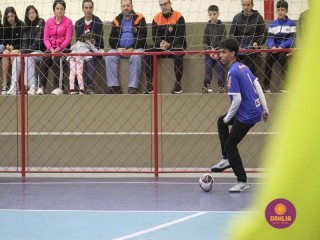 
<a style='margin-left: 5px;' class='btn btn-xs btn-social btn-facebook' href='https://www.facebook.com/sharer/sharer.php?u=https://www.boladovale.com.br/imgs/800-800-90/conteudo/fotos/1653/img5728.jpg' rel='popup' data-width='500' data-height='400'><i class='fa fa-facebook'></i>Compartilhar <span class='hidden-xs'>no Facebook</span>
</a> 
<a class='btn btn-default btn-xs' target='_blank' href='imgs/800-800-90/conteudo/fotos/1653/img5728.jpg'>
<span class='glyphicon glyphicon-cloud-download'></span> Salvar
</a> 
<span></span>