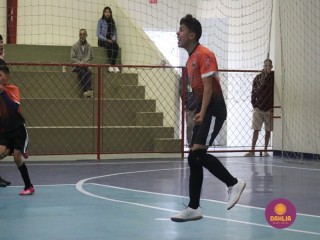 
<a style='margin-left: 5px;' class='btn btn-xs btn-social btn-facebook' href='https://www.facebook.com/sharer/sharer.php?u=https://www.boladovale.com.br/imgs/800-800-90/conteudo/fotos/1653/img5778.jpg' rel='popup' data-width='500' data-height='400'><i class='fa fa-facebook'></i>Compartilhar <span class='hidden-xs'>no Facebook</span>
</a> 
<a class='btn btn-default btn-xs' target='_blank' href='imgs/800-800-90/conteudo/fotos/1653/img5778.jpg'>
<span class='glyphicon glyphicon-cloud-download'></span> Salvar
</a> 
<span></span>