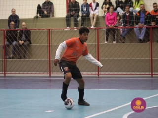 
<a style='margin-left: 5px;' class='btn btn-xs btn-social btn-facebook' href='https://www.facebook.com/sharer/sharer.php?u=https://www.boladovale.com.br/imgs/800-800-90/conteudo/fotos/1653/img5796.jpg' rel='popup' data-width='500' data-height='400'><i class='fa fa-facebook'></i>Compartilhar <span class='hidden-xs'>no Facebook</span>
</a> 
<a class='btn btn-default btn-xs' target='_blank' href='imgs/800-800-90/conteudo/fotos/1653/img5796.jpg'>
<span class='glyphicon glyphicon-cloud-download'></span> Salvar
</a> 
<span></span>