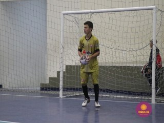 
<a style='margin-left: 5px;' class='btn btn-xs btn-social btn-facebook' href='https://www.facebook.com/sharer/sharer.php?u=https://www.boladovale.com.br/imgs/800-800-90/conteudo/fotos/1653/img5877.jpg' rel='popup' data-width='500' data-height='400'><i class='fa fa-facebook'></i>Compartilhar <span class='hidden-xs'>no Facebook</span>
</a> 
<a class='btn btn-default btn-xs' target='_blank' href='imgs/800-800-90/conteudo/fotos/1653/img5877.jpg'>
<span class='glyphicon glyphicon-cloud-download'></span> Salvar
</a> 
<span></span>